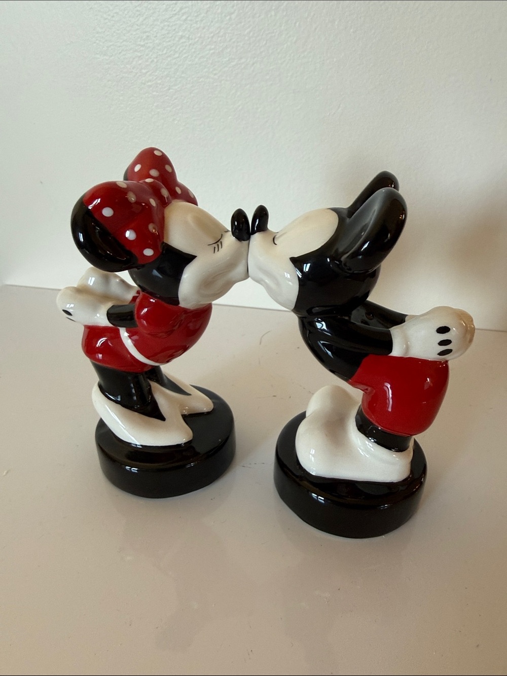 Mickey Mouse Salt & Pepper Shaker - Picture 2 of 3